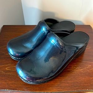 Like new Dansko Patent Leather Blue Mule Clogs 37